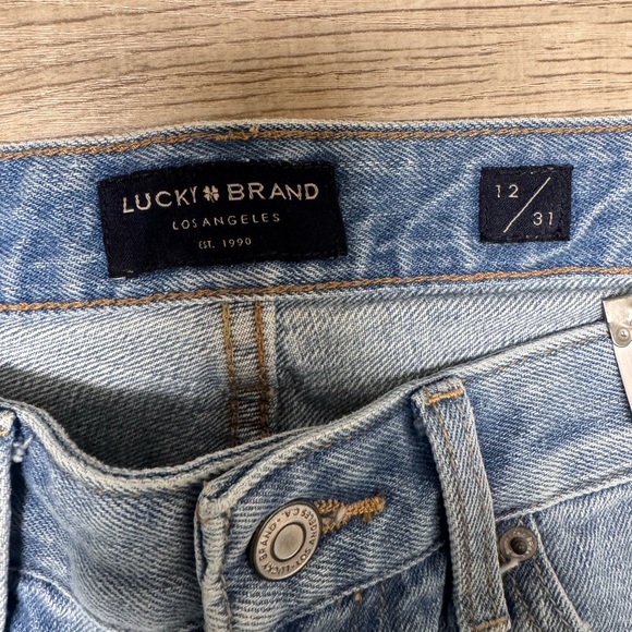 Lucky Brand Boyfriend Short - Picture 5 of 10